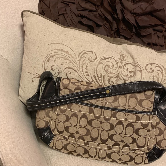 [Coach]  Signature Black & Brown Bag - Picture 5 of 14